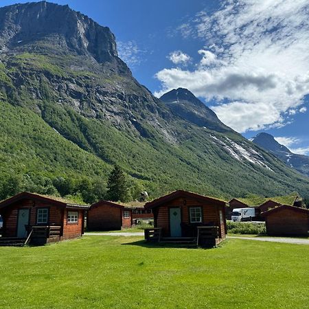 Trollstigen Camping And Gjestegard Åndalsnes Exterior photo