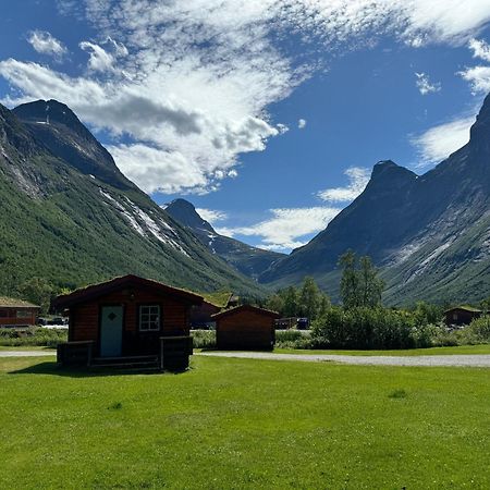 Trollstigen Camping And Gjestegard Åndalsnes Exterior photo