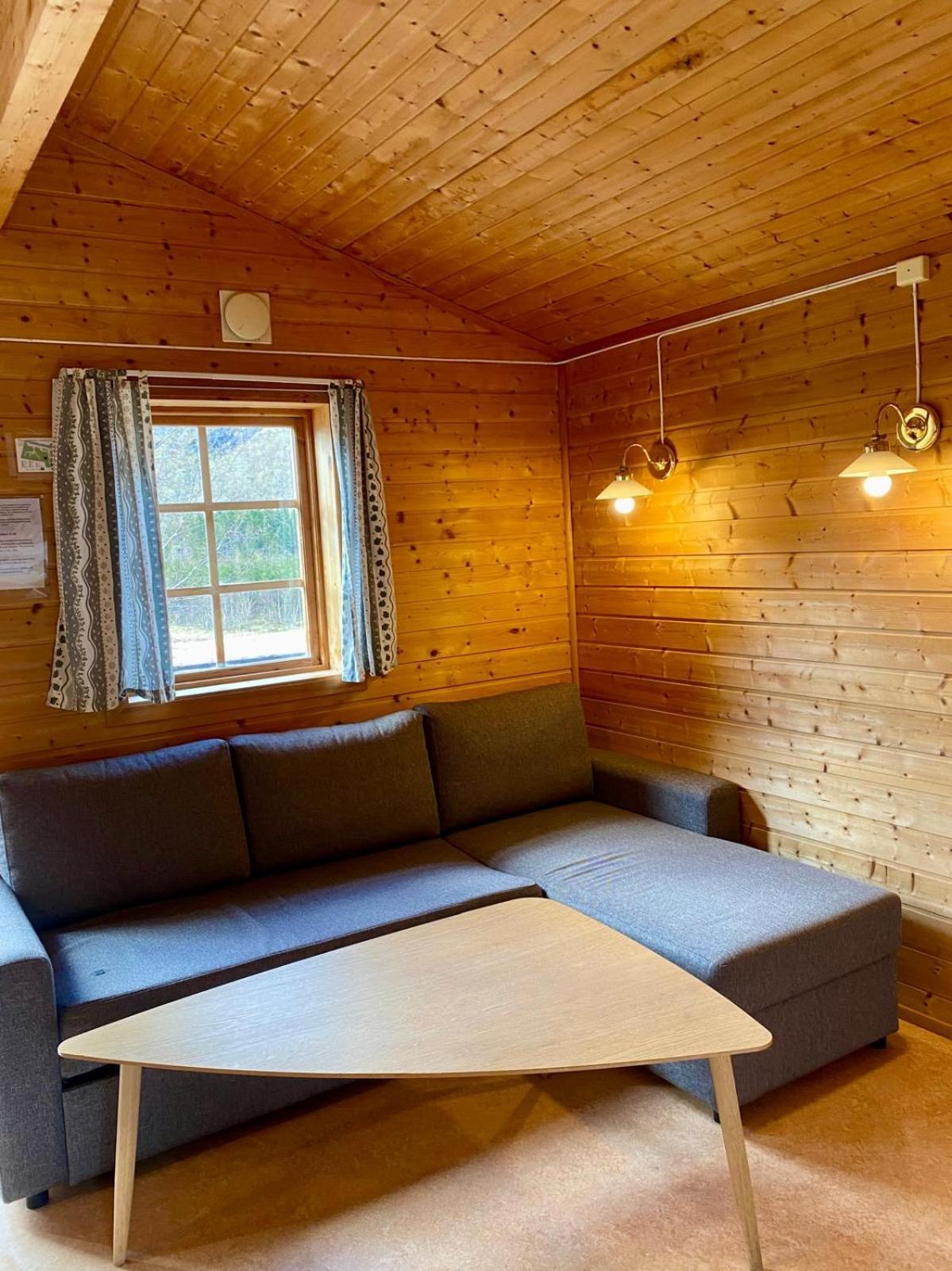 Trollstigen Camping And Gjestegard Åndalsnes Room photo