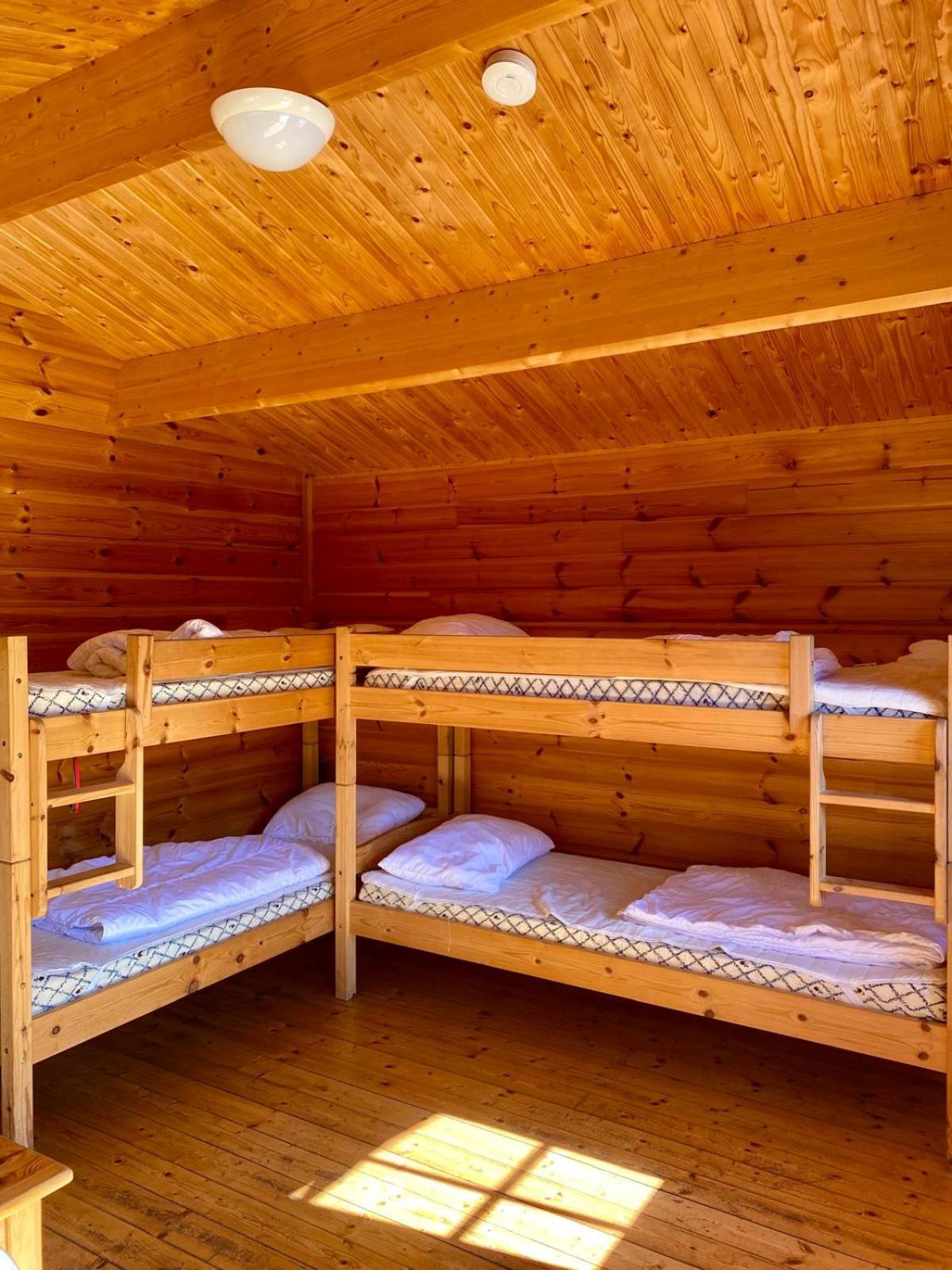Trollstigen Camping And Gjestegard Åndalsnes Room photo