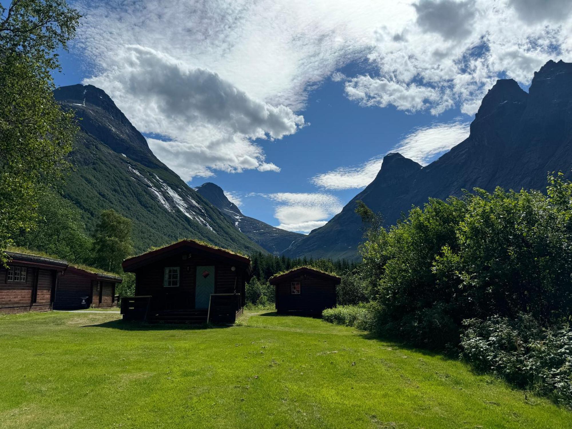 Trollstigen Camping And Gjestegard Åndalsnes Exterior photo