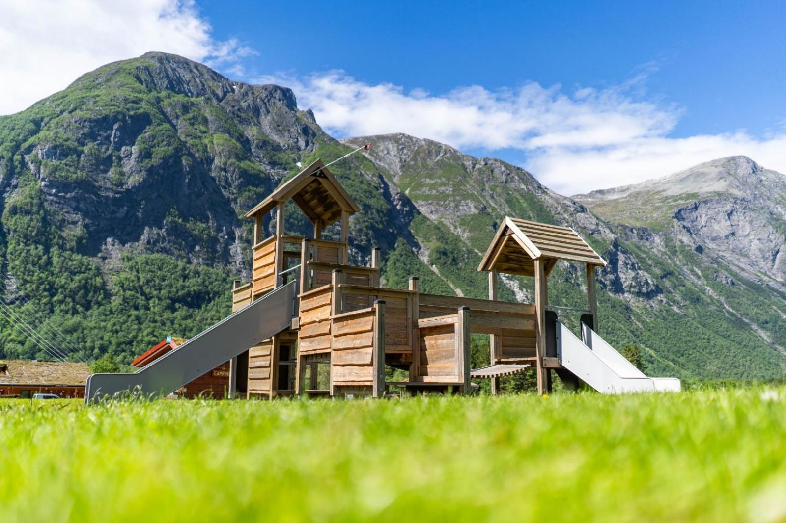 Trollstigen Camping And Gjestegard Åndalsnes Exterior photo